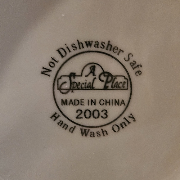 Christmsd Tea Pot Set - Picture 2 of 4